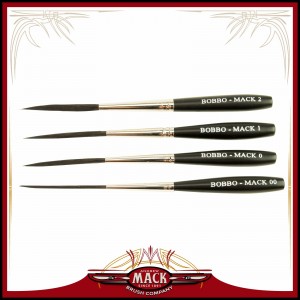 Andrew Mack Series Bobbo-Mack Super Quad Scroll Pinstriper Brush Blue Squirrel & Black Synthetic Hair Size 00 - 2